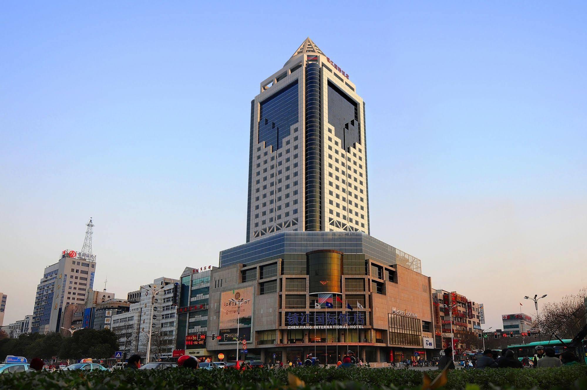 Landison Plaza International Hotel Zhenjiang  Extérieur photo