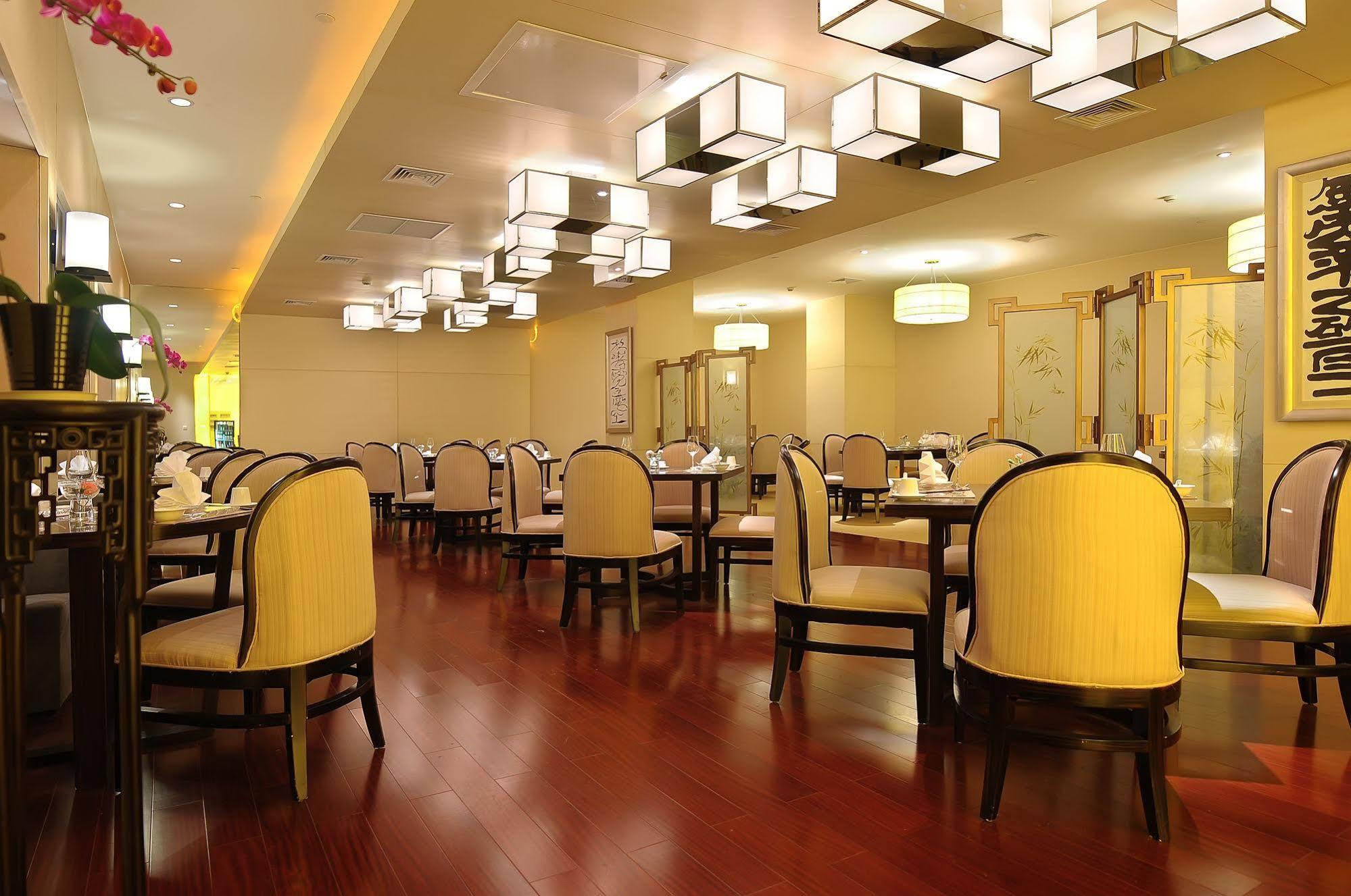 Landison Plaza International Hotel Zhenjiang  Extérieur photo